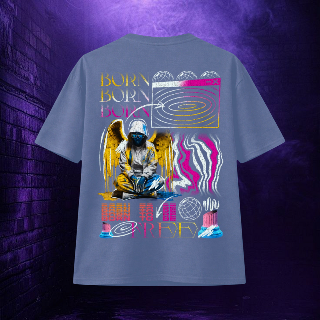Camiseta oversize TØBY STREET color azul grisáceo con estampado gráfico artístico de ángel y elementos abstractos