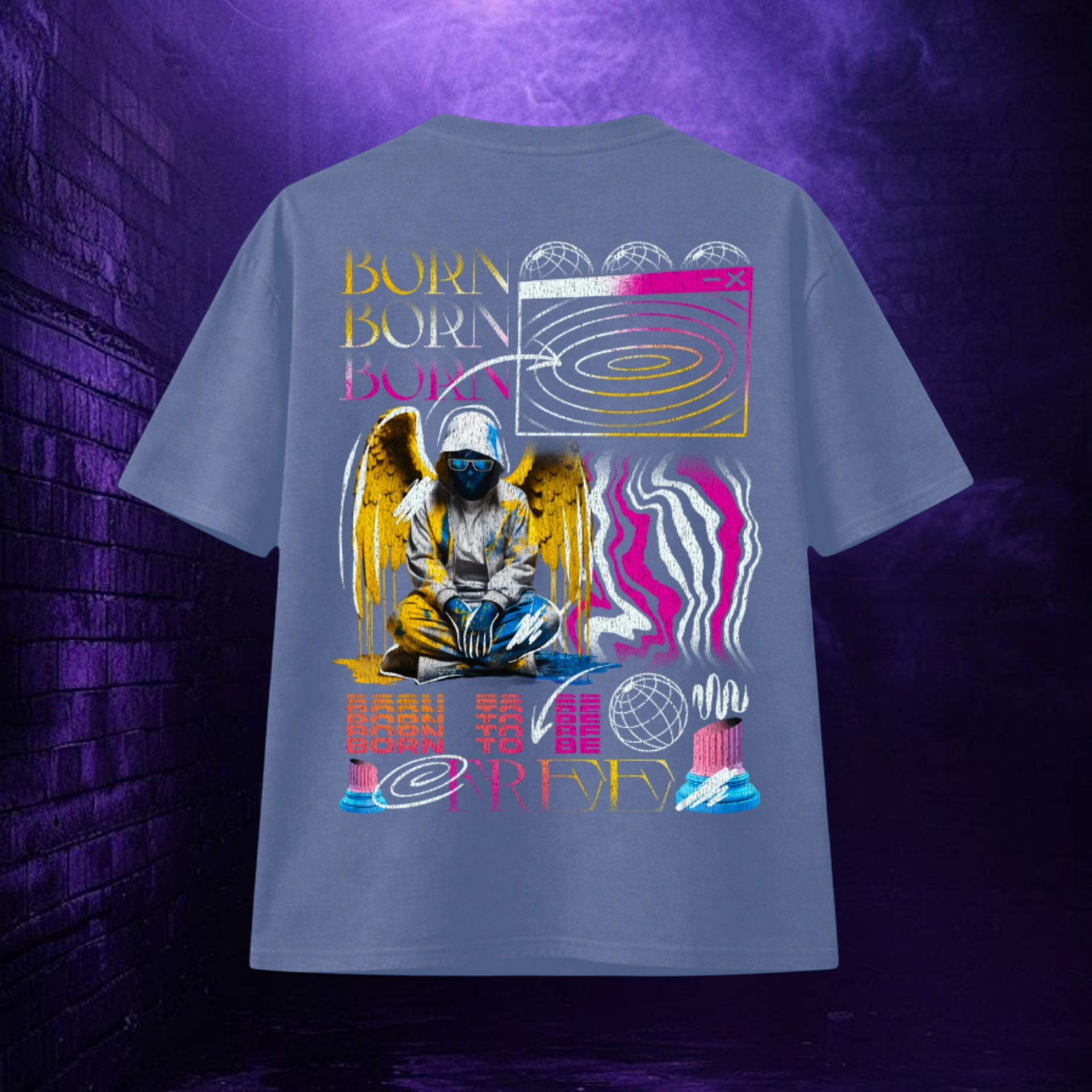 Camiseta oversize TØBY STREET color azul grisáceo con estampado gráfico artístico de ángel y elementos abstractos
