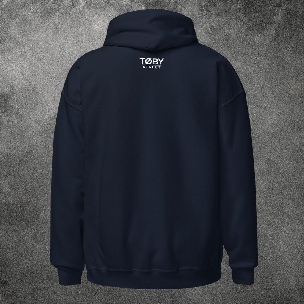 Sudadera con capucha unisex azul marino de TØBY STREET con logo estampado en la parte posterior sobre fondo gris