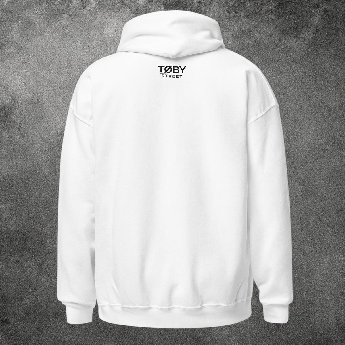 Sudadera con capucha unisex blanca de TØBY STREET con logo negro en la espalda, diseño cómodo y tejido suave